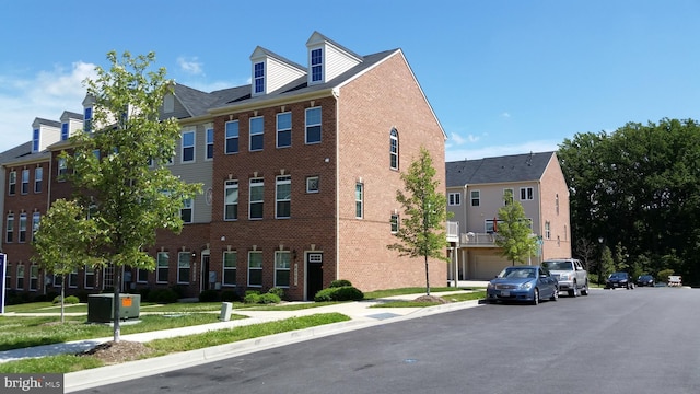 6300 Santo Pl, Capitol Heights, MD 20743 - view of building exterior