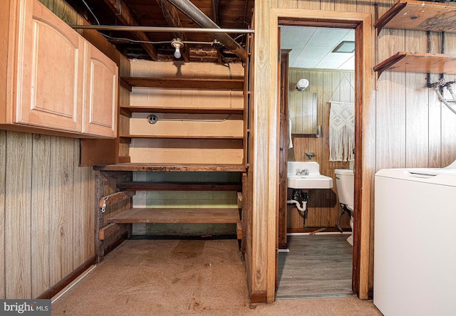 3565 Benzinger Rd, Baltimore, MD 21229 - pantry featuring washer / clothes dryer and a sink
