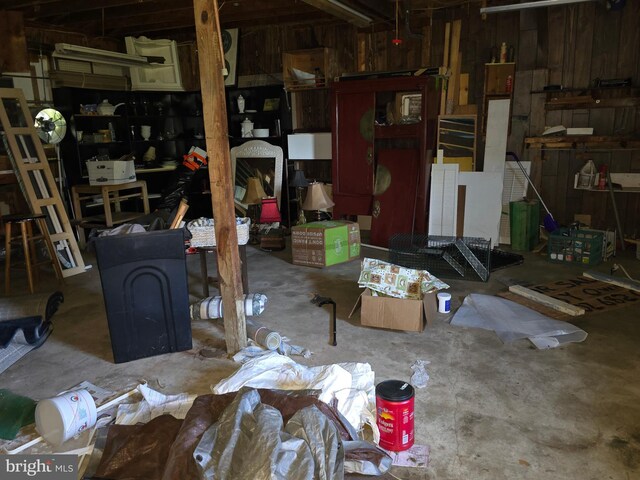26689 Mariners Rd, Crisfield, MD 21817 - view of garage