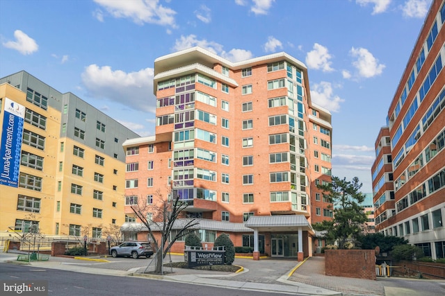1001 N Vermont St Unit 812, Arlington, VA 22201 - view of apartment building / complex