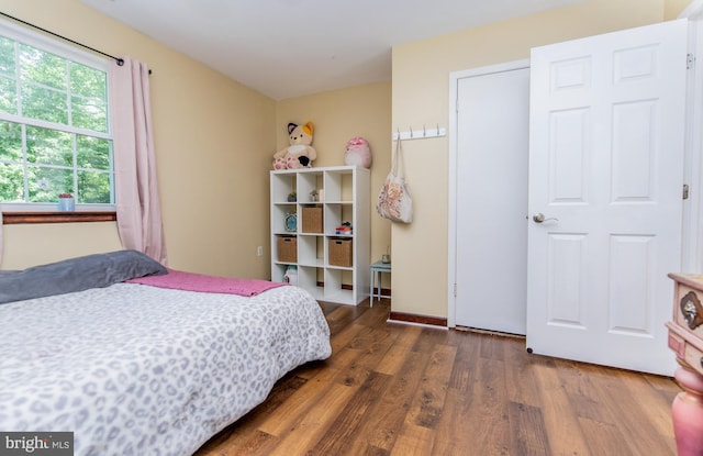 6300 Mallard Ln, Lothian, MD 20711 - bedroom featuring wood finished floors