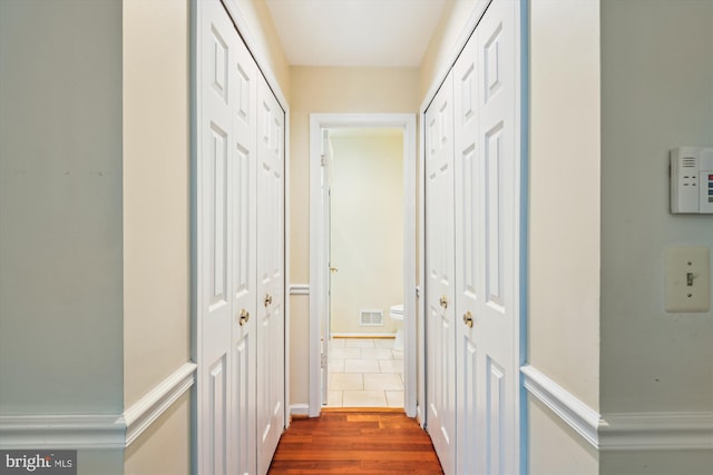 8 Ashford Ct, Annapolis, MD 21403 - corridor featuring dark wood-type flooring