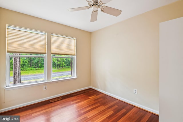 8 Ashford Ct, Annapolis, MD 21403 - spare room featuring healthy amount of natural light, wood finished floors, baseboards, and a ceiling fan