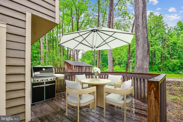 8 Ashford Ct, Annapolis, MD 21403 - wooden terrace with outdoor dining area and grilling area