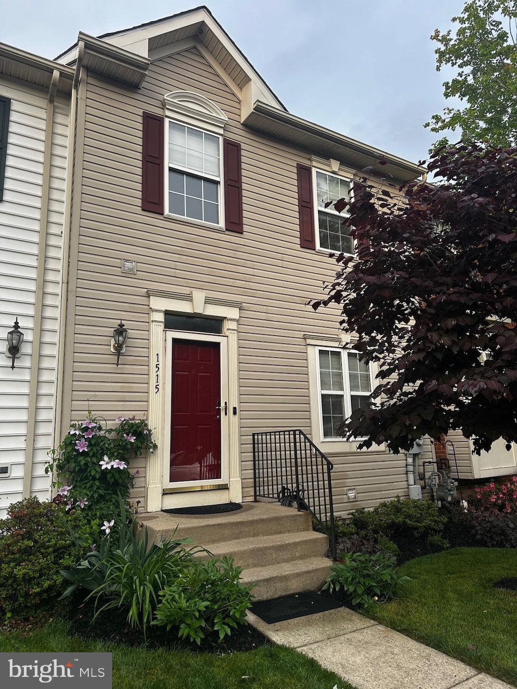 view of townhome / multi-family property