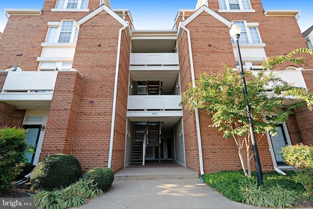 6914 Ellingham Cir Unit C, Alexandria, VA 22315 - view of building exterior