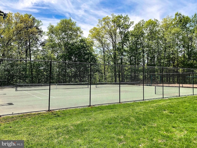 6914 Ellingham Cir Unit C, Alexandria, VA 22315 - view of tennis court