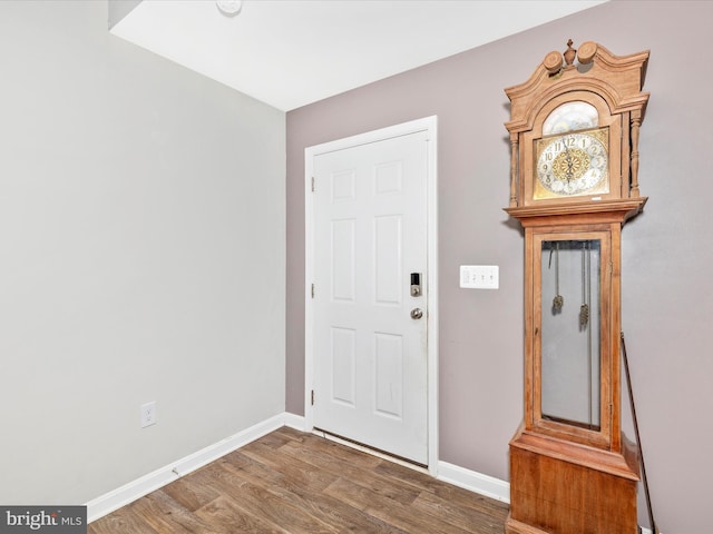 11044 Cross Fields Dr, Waynesboro, PA 17268 - entryway featuring wood finished floors and baseboards