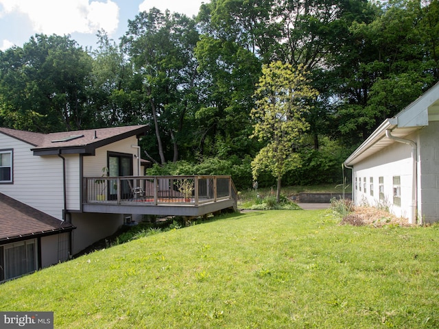 5607 Meridian Rd, Gibsonia, PA 15044 - view of grassy yard featuring a deck and view of wooded area