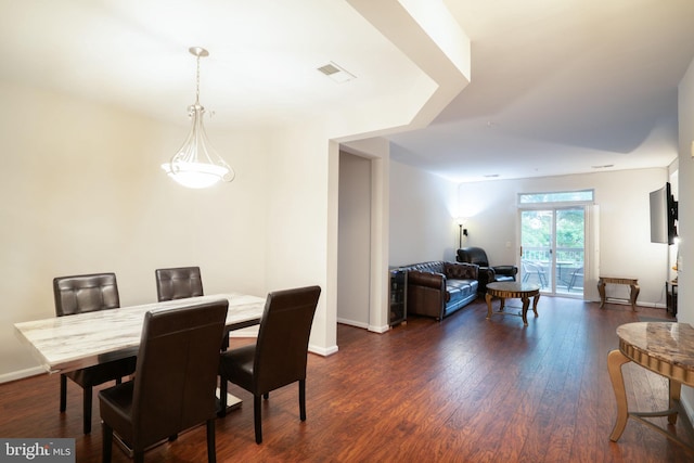 4320 Cannon Ridge Ct Unit 50, Fairfax, VA 22030 - dining room with dark wood-type flooring and baseboards