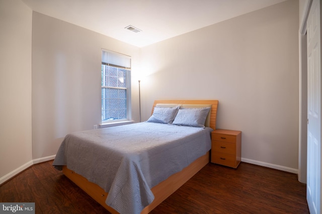 4320 Cannon Ridge Ct Unit 50, Fairfax, VA 22030 - bedroom with wood finished floors and baseboards