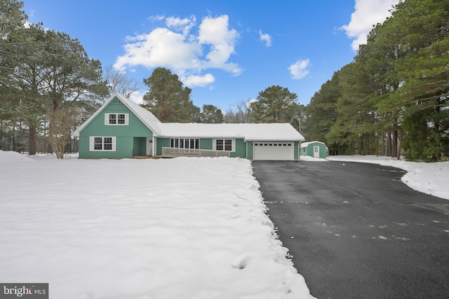 21830 Vaughn Rd, Georgetown, DE 19947 - view of front of home with an attached garage and driveway