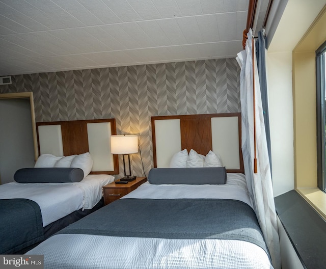 290 Marsh Hill Rd Unit 407F, Mc Henry, MD 21541 - bedroom with wallpapered walls