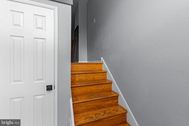 3583 Nottingham Ln, Philadelphia, PA 19114 - staircase with baseboards