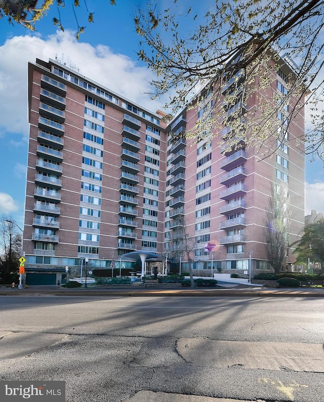 1 E University Pkwy Unit 1202, Baltimore, MD 21218 - view of apartment building / complex