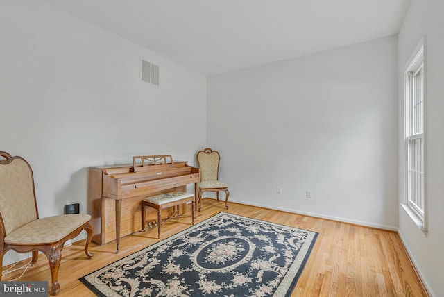 9310 Saffron Hill Ct, Manassas, VA 20110 - living area with wood finished floors and baseboards