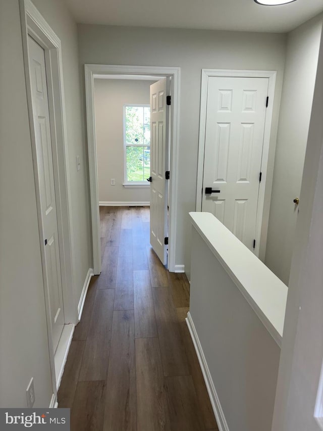 1853TOBIASDRIVESE Tobias Dr SE, Washington, DC 20020 - corridor featuring dark wood finished floors and baseboards