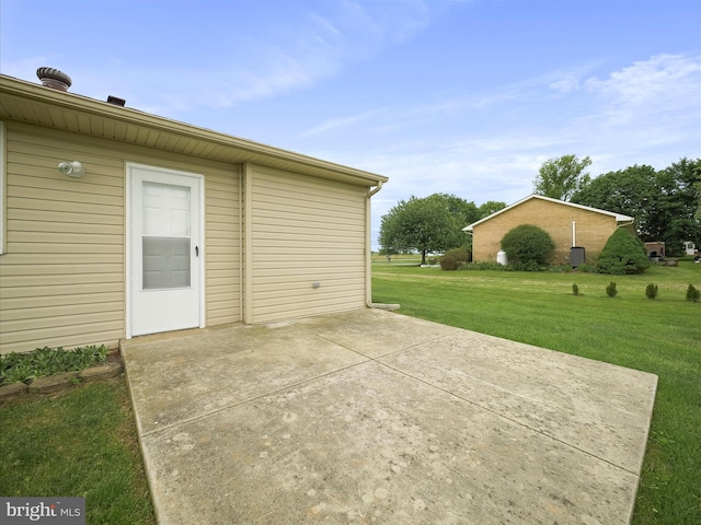 13914 Greencastle Pike, Hagerstown, MD 21740 - view of patio