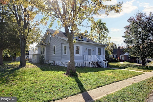 2530 18th St N, Arlington, VA 22201 - bungalow with a front yard
