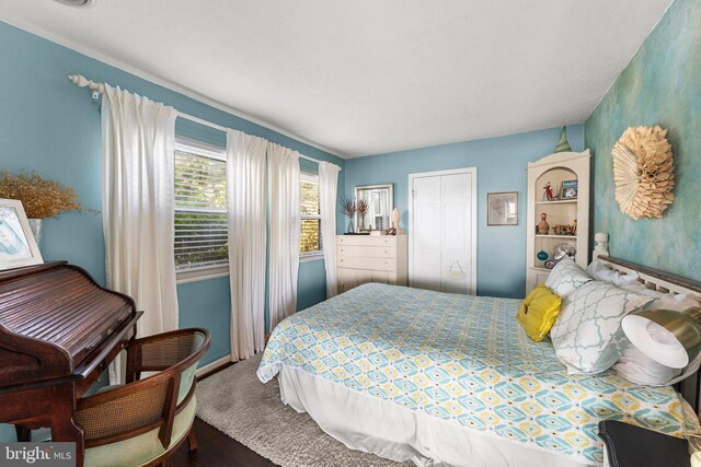 105 Bayview Ln, Hague, VA 22469 - bedroom with wood finished floors and a closet