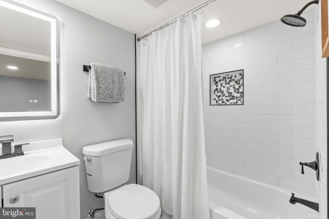 1505 N Pulaski St, Baltimore, MD 21217 - bathroom with toilet, vanity, shower / tub combo, and recessed lighting