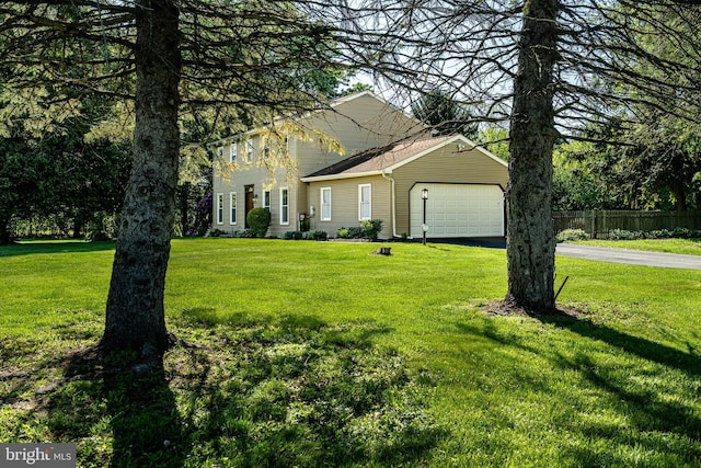 40 Hunters Run Rd, Honey Brook, PA 19344 - colonial home with driveway and an attached garage
