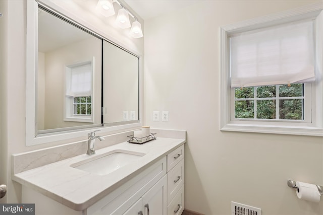 2032 Franklin Cluster Ct, Falls Church, VA 22043 - bathroom featuring vanity