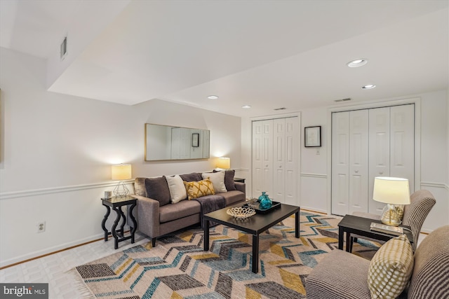 2032 Franklin Cluster Ct, Falls Church, VA 22043 - living area with recessed lighting and baseboards