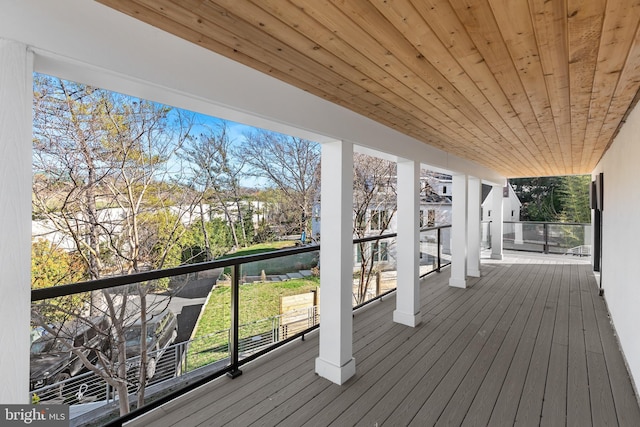 2100 S Pierce St, Arlington, VA 22202 - view of wooden deck