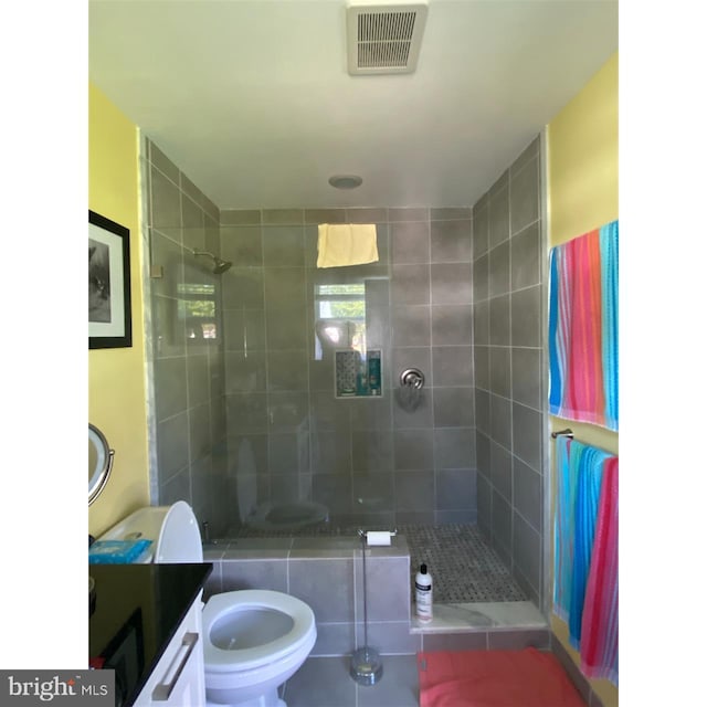 53 Pleasure Shores Cir, Chesapeake City, MD 21915 - bathroom with tiled shower and toilet