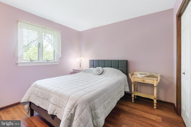 575 Millcross Rd, Lancaster, PA 17601 - bedroom featuring wood finished floors and baseboards
