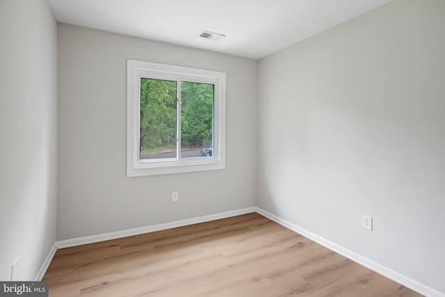 54 Austin Run Blvd, Stafford, VA 22554 - unfurnished room featuring light wood finished floors and baseboards