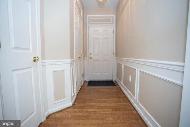 30 Dayton Cir, Fredericksburg, VA 22406 - hall with a decorative wall, wood finished floors, and a wainscoted wall