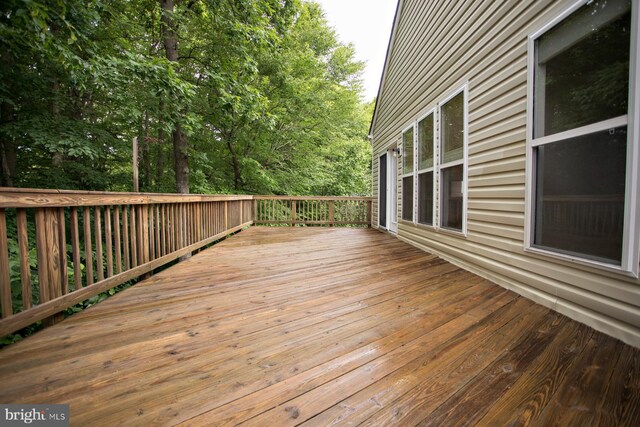 30 Dayton Cir, Fredericksburg, VA 22406 - view of wooden terrace