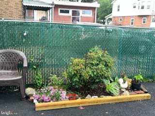 1110 Hamilton Ave, Trenton, NJ 08629 - view of balcony