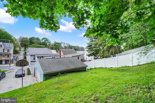 137 S Main St, Yoe, PA 17313 - view of yard featuring an outdoor structure