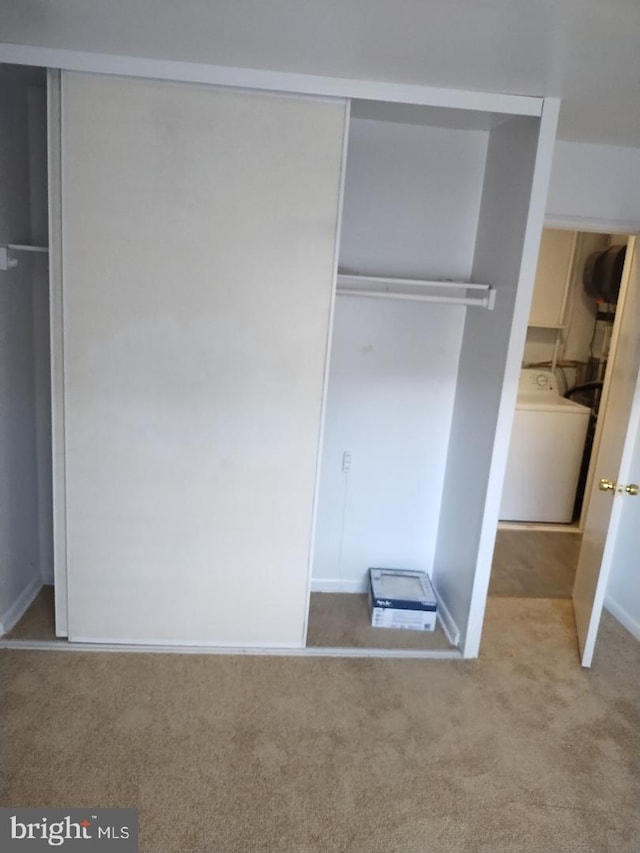 2841 Aquarius Ave, Silver Spring, MD 20906 - closet featuring washer / dryer