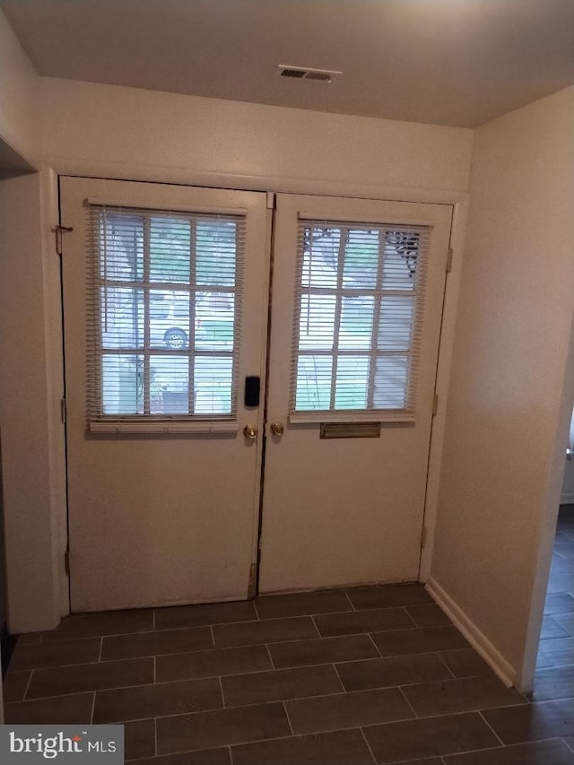 2841 Aquarius Ave, Silver Spring, MD 20906 - entryway featuring baseboards