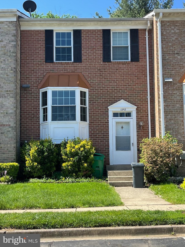 1252 Knoll Mist Ln, Gaithersburg, MD 20879 - view of property featuring brick siding and entry steps