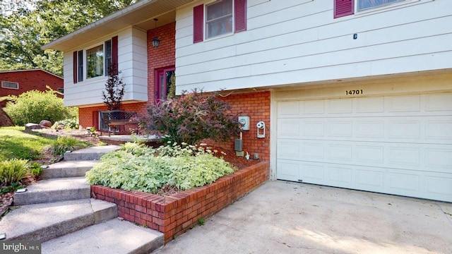 14701 Viewcrest Rd SW, Cresaptown, MD 21502 - view of exterior entry with brick siding and driveway
