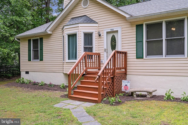 721 Canterbury Dr, Ruther Glen, VA 22546 - view of front facade with roof with shingles and crawl space