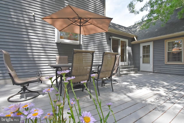 6 Quincy Ct, Ocean Pines, MD 21811 - deck with outdoor dining area