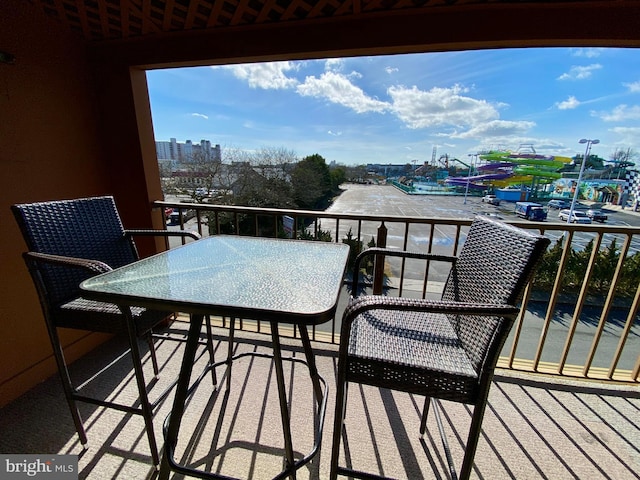 202 32nd St Unit 309, Ocean City, MD 21842 - view of balcony