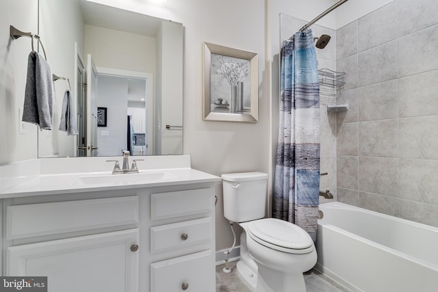 10104 Dressage Dr, Upper Marlboro, MD 20772 - bathroom featuring toilet, vanity, shower / bath combo with shower curtain, and baseboards
