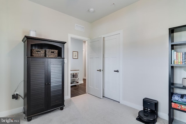 10104 Dressage Dr, Upper Marlboro, MD 20772 - carpeted bedroom with baseboards