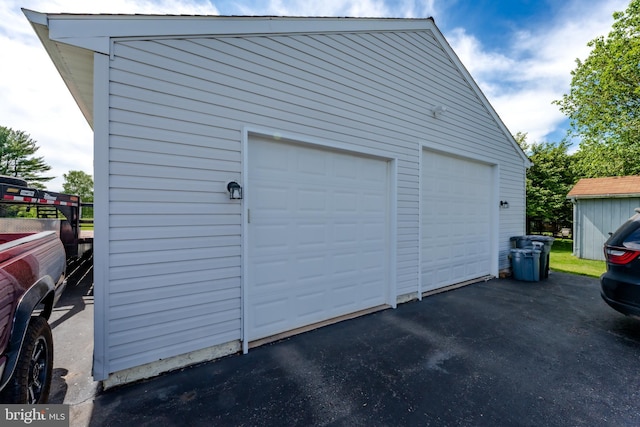 46 Jefferson St, Weatherly, PA 18255 - view of detached garage