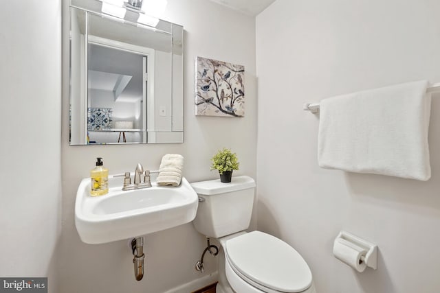 900 W Nolcrest Dr, Silver Spring, MD 20903 - half bathroom with toilet and a sink