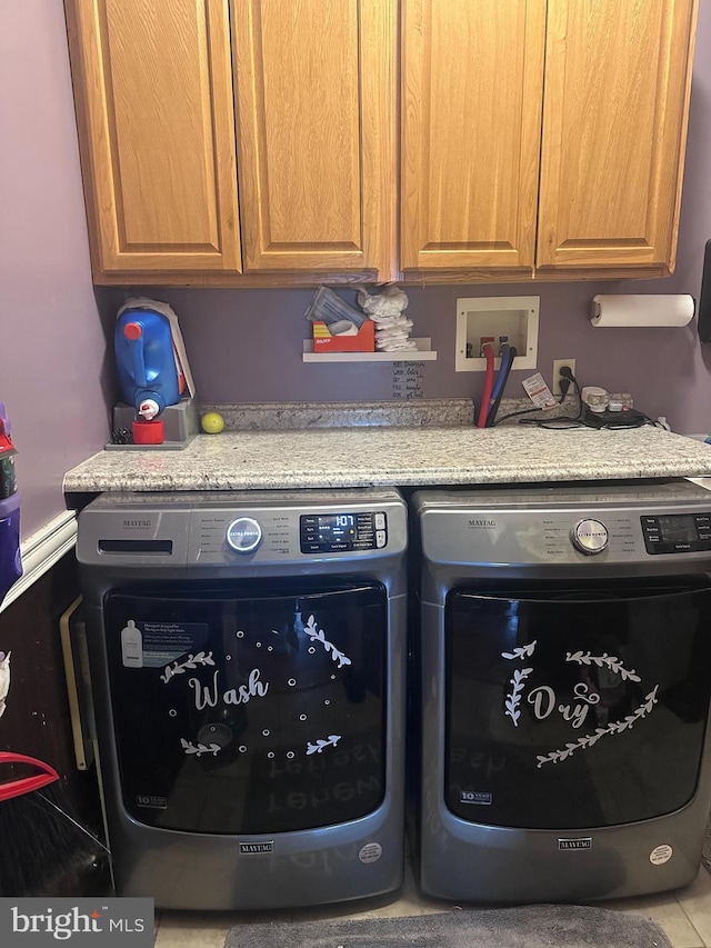 131 Winding Way, Bangor, PA 18013 - laundry area with washing machine and dryer and cabinet space