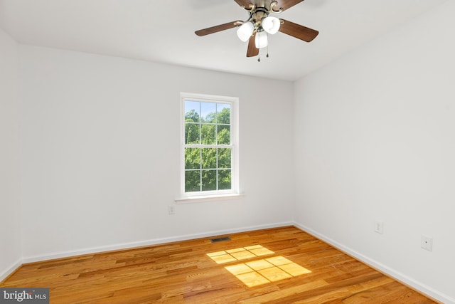 1118 Ashby St, Front Royal, VA 22630 - empty room featuring light wood-type flooring, baseboards, and ceiling fan