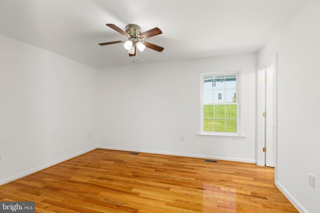 1118 Ashby St, Front Royal, VA 22630 - unfurnished room with a ceiling fan, light wood-style flooring, and baseboards
